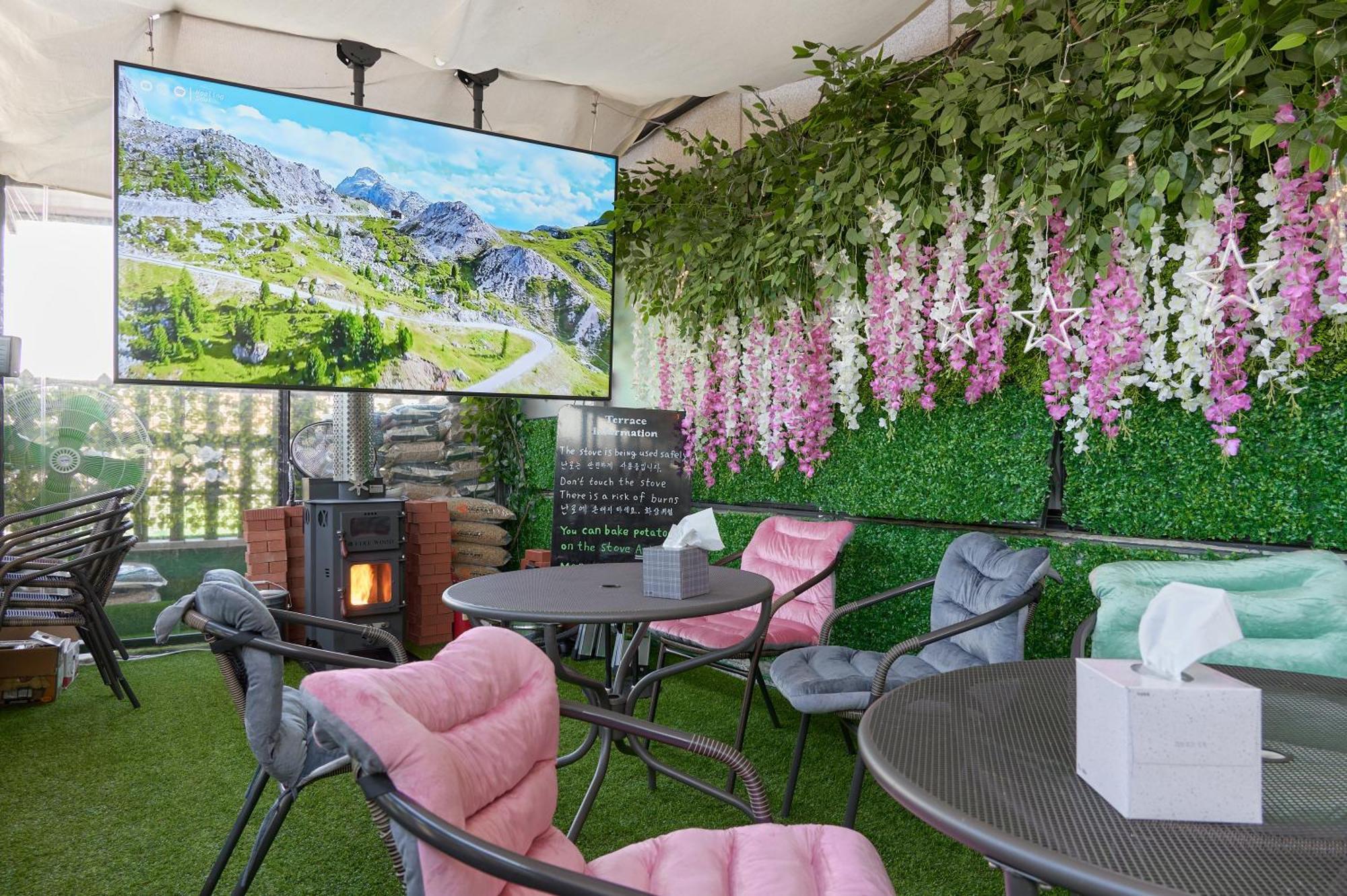 Snowflower Guesthouse Seoul Bagian luar foto